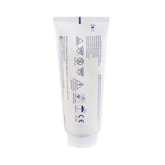Kendall Vaseline Pure Ultra White close-up shows petrolatum jelly texture.