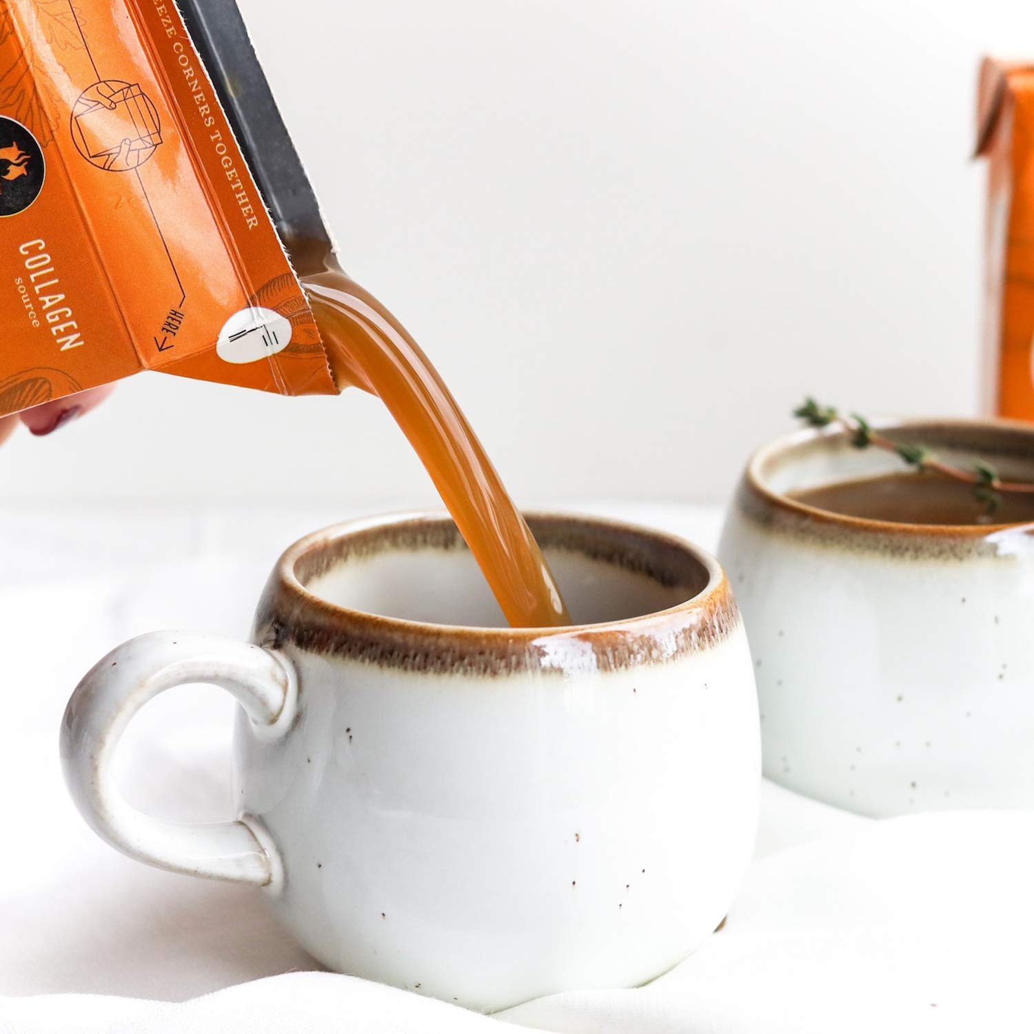 Kettle & Fire US-sourced ingredients label emphasizing organic origins.