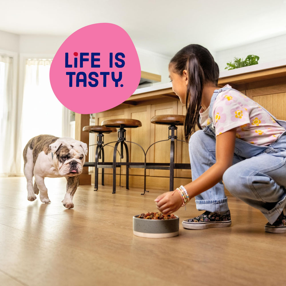 Serving size guidance with scoop for small breed portions.