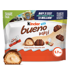 Kinder Bueno mini bar with hazelnut filling and crispy wafer, ideal for sharing.