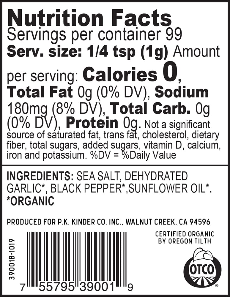 Kinder's The Blend spice shaker close-up highlighting organic, MSG-free seasoning.