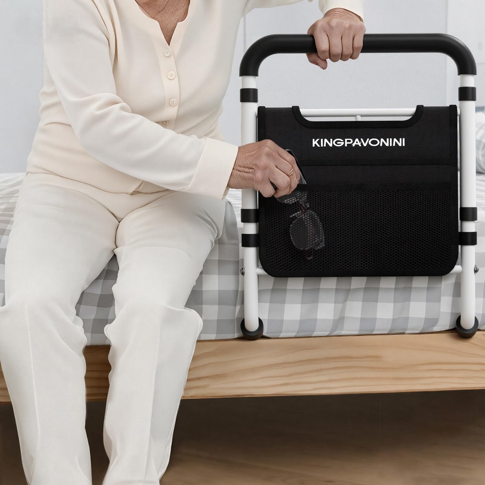 KingPavonini bed rail fits 3–12 inch mattresses for versatility.
