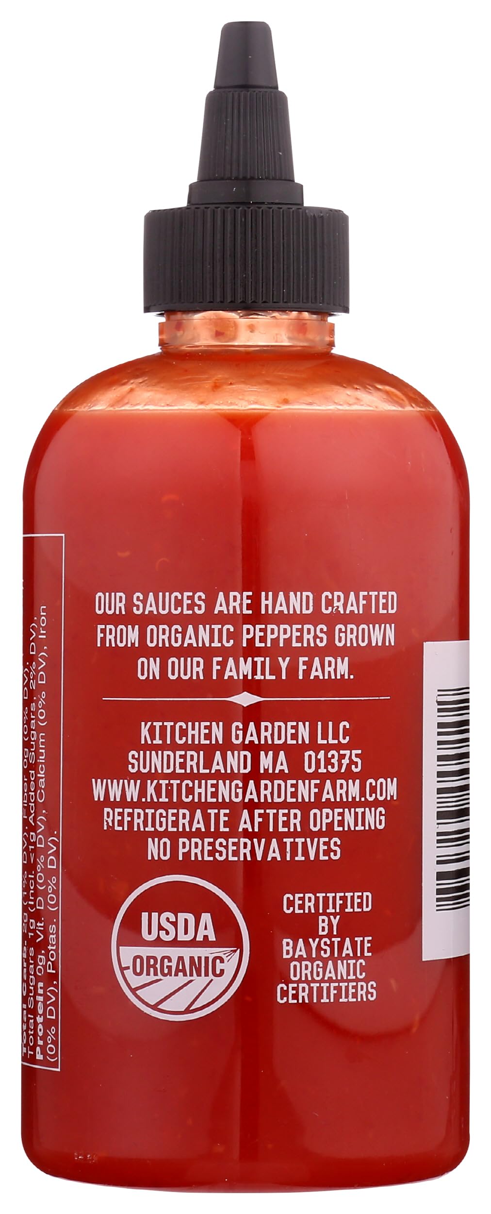 Kitchen and Garden Organic Sriracha ingredients reveal peppers and garlic for vibrant flavor.