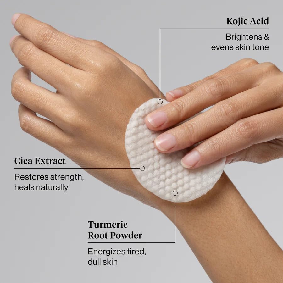 Kitsch Kojic Acid Cleansing Pads turmeric and cica collection on display.