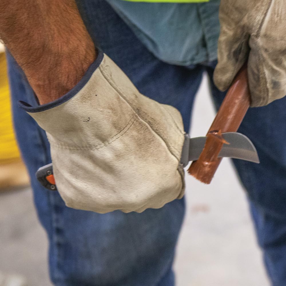 Integrated belt clip on Klein Tools 44218 for easy pocket carry on site