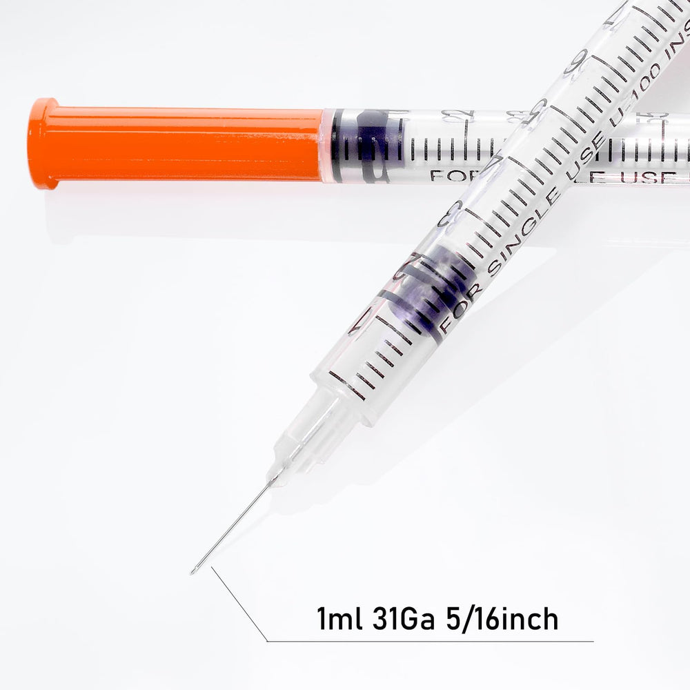 Knixxo U-100 syringe shows leak-proof plunger design.