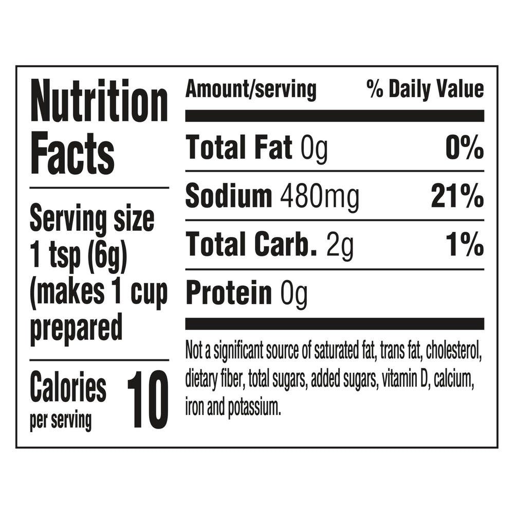 Knorr Vegetable Premium Flavor Base paste dissolving quickly for instant stock.