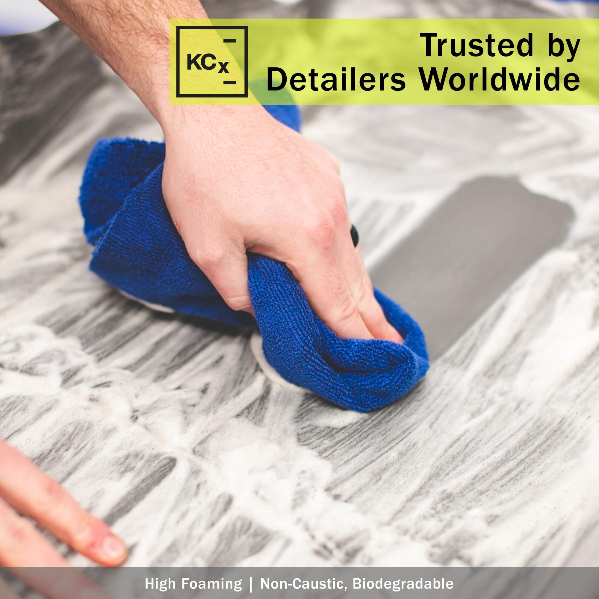 KOCHCHEMIE Green Star industrial floor cleaning in a workshop
