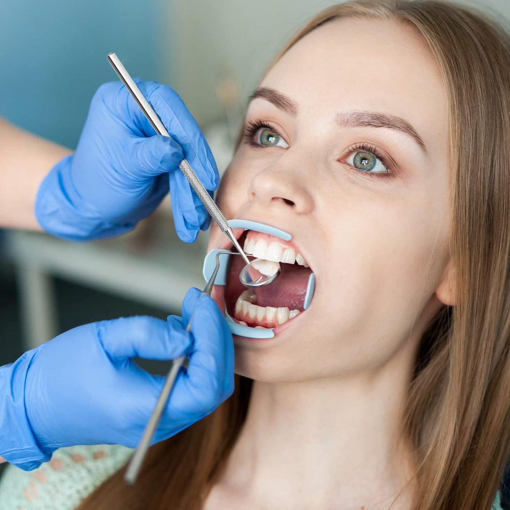 KuanStore dental mirror packaging includes two compact units for travel.
