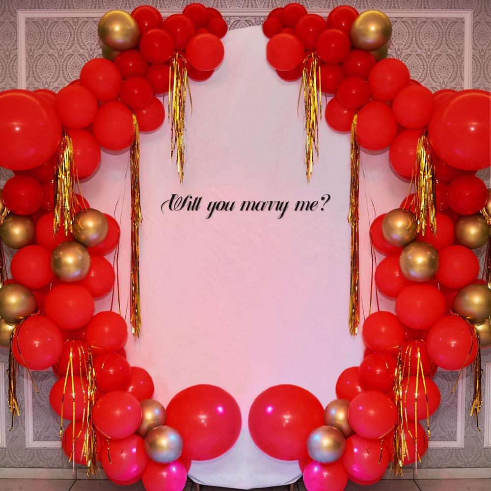 KUULBELA ribbon glue dots and balloon chains for easy assembly