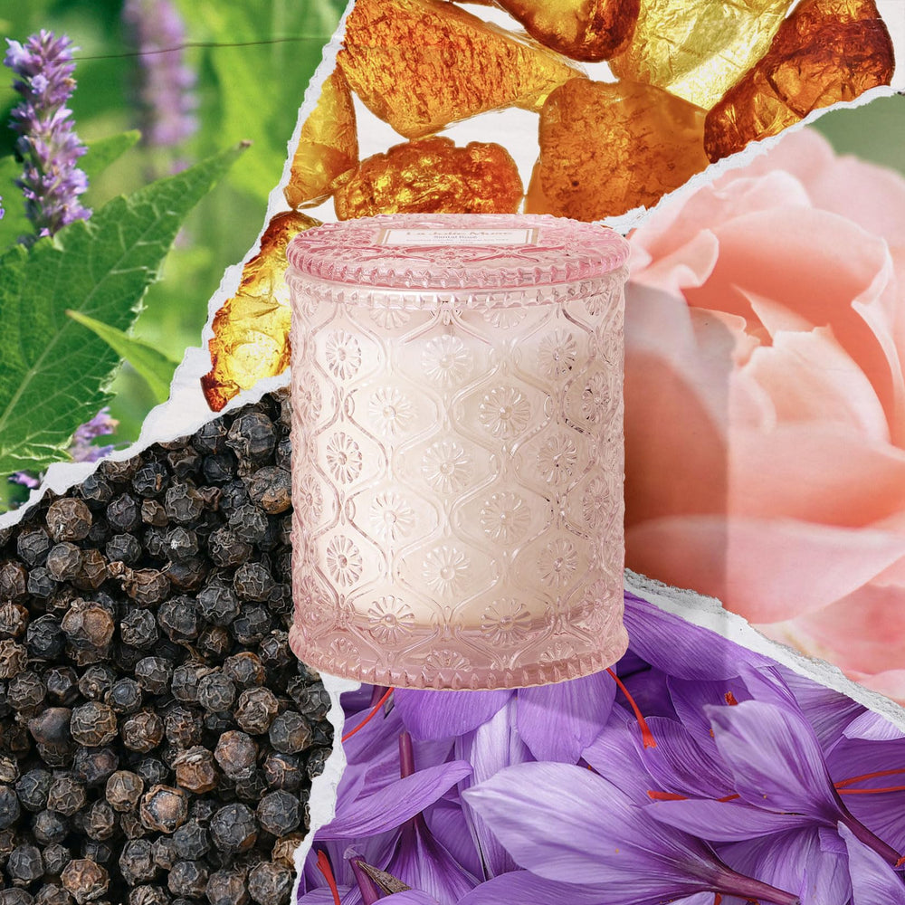 LA JOLIE MUSE Santal Rose candle close-up shows rose bloom tones for cozy evenings.