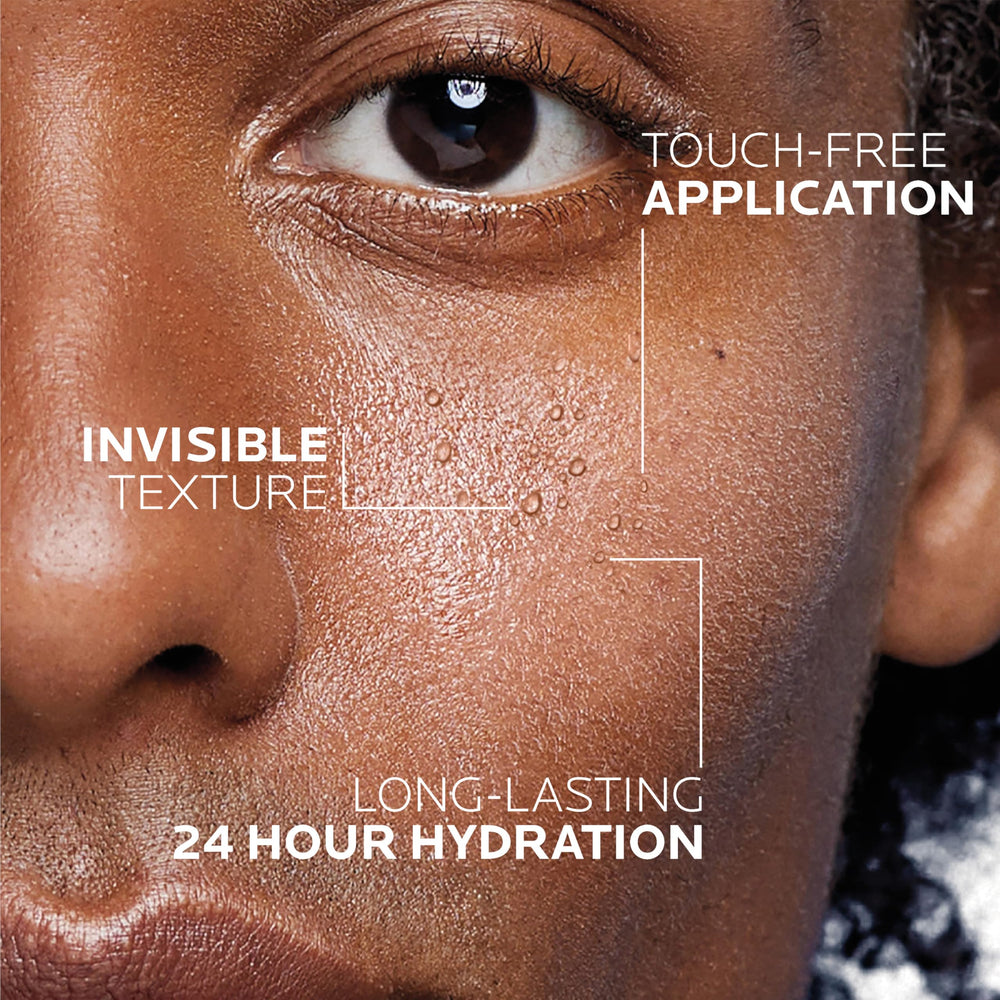 La Roche-Posay Cicaplast B5 spray shows invisible texture for touch-free use