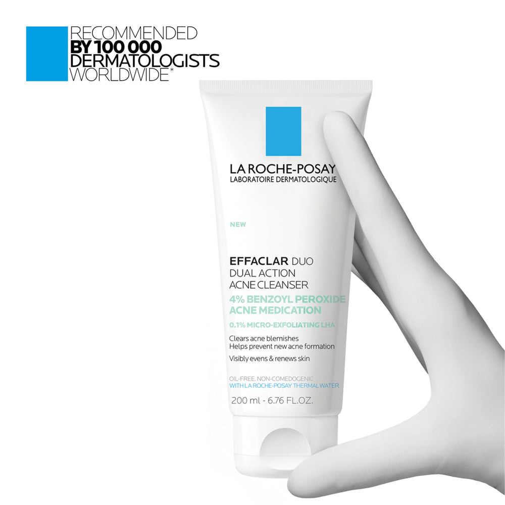 La Roche-Posay Effaclar Dual wash lather on face surface shows cleansing action.