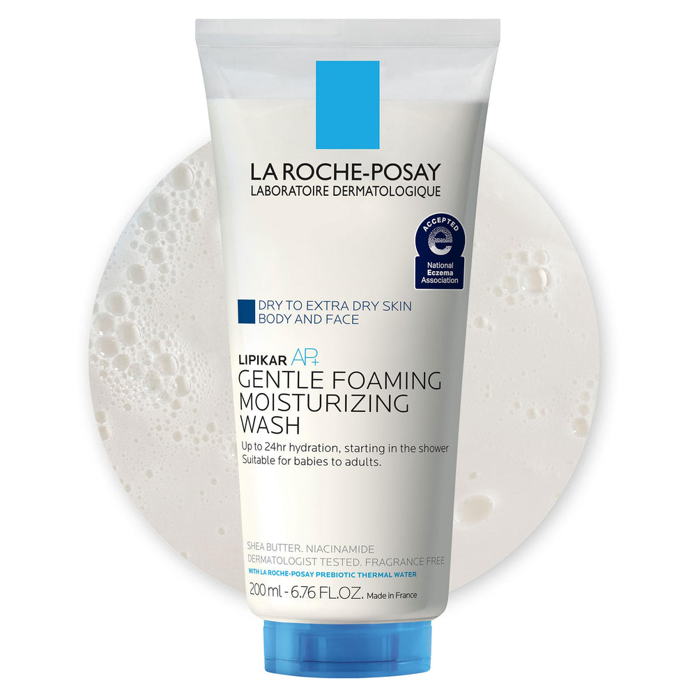 La Roche-Posay Lipikar AP+ foaming wash pump for daily gentle cleansing.