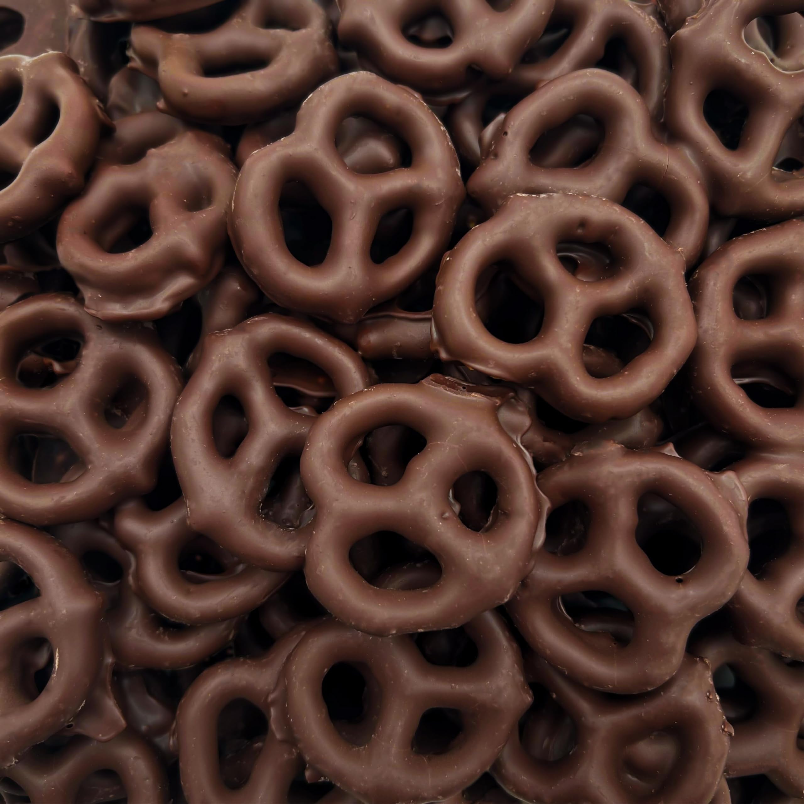 LAETAFOOD dark chocolate covered pretzels: on-the-go snacking with balanced sweet-savory flavor.