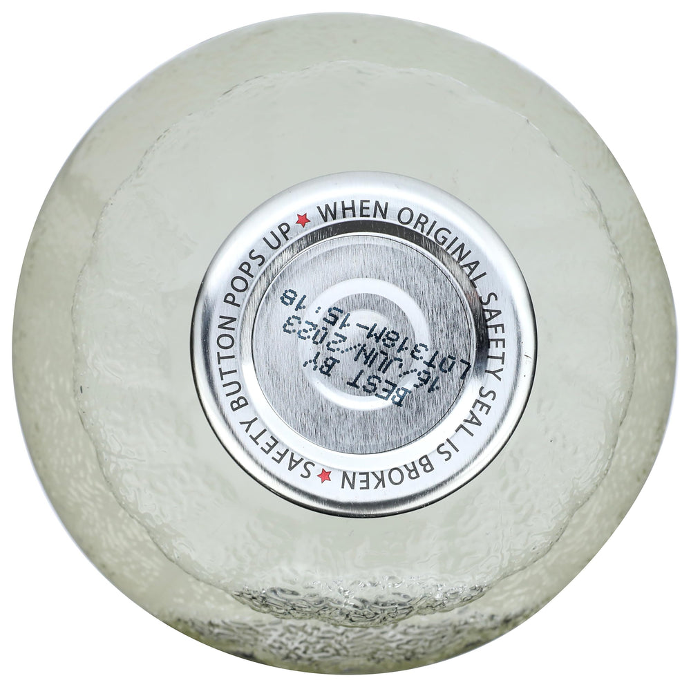 Cap detail from Lakewood Aloe Vera Gel Juice bottle showing seal