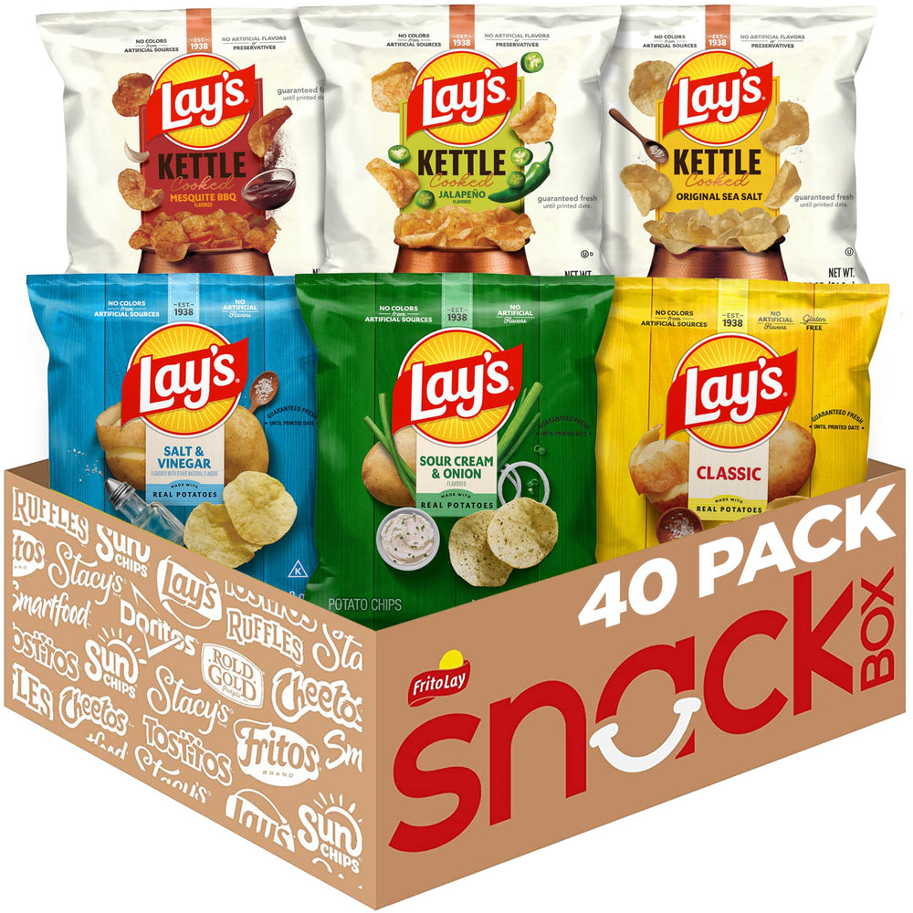 Lay's Kettle Cooked Jalapeno chips deliver bold, crispy heat for snack moments.