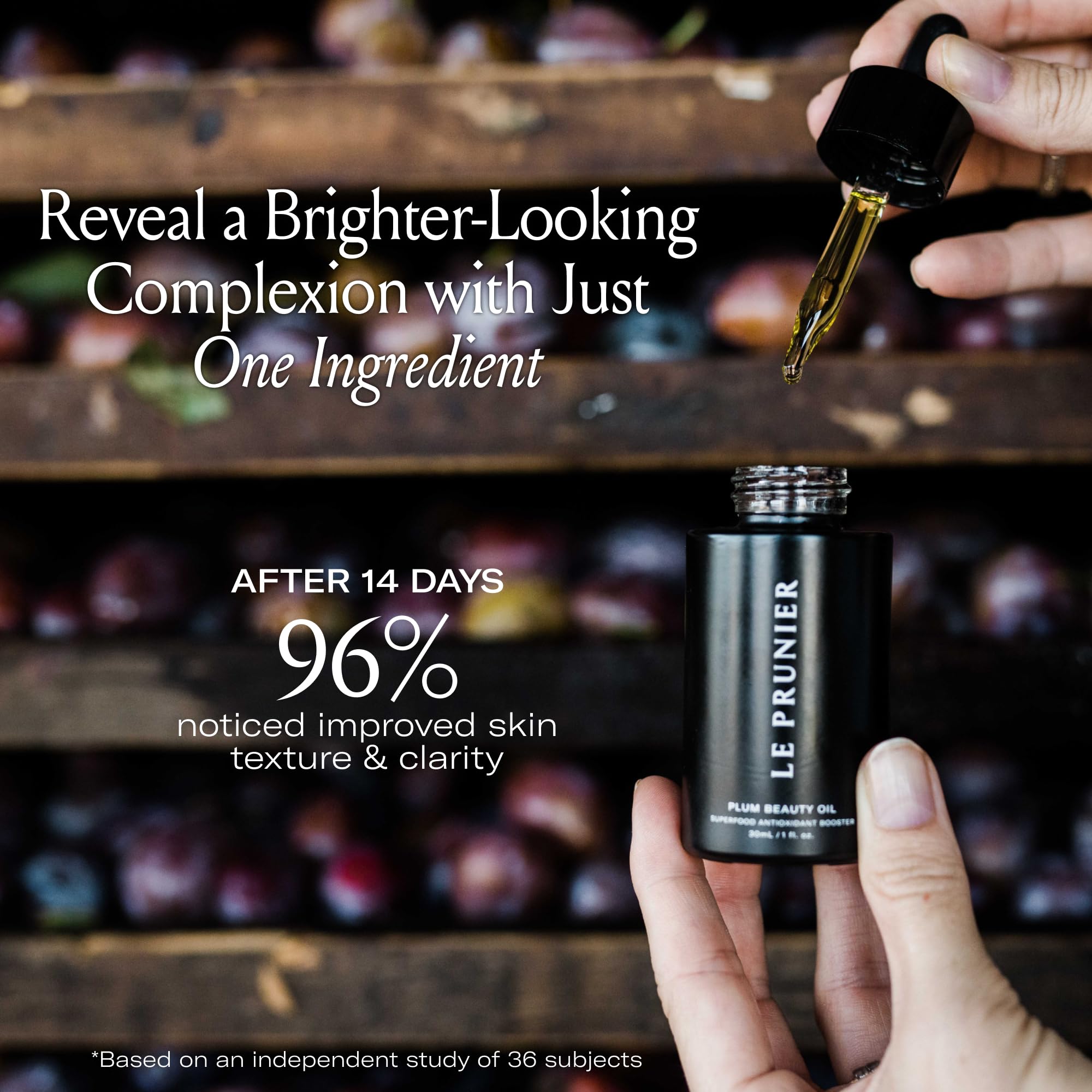 Mix with cream or foundation to boost daily skin hydration
