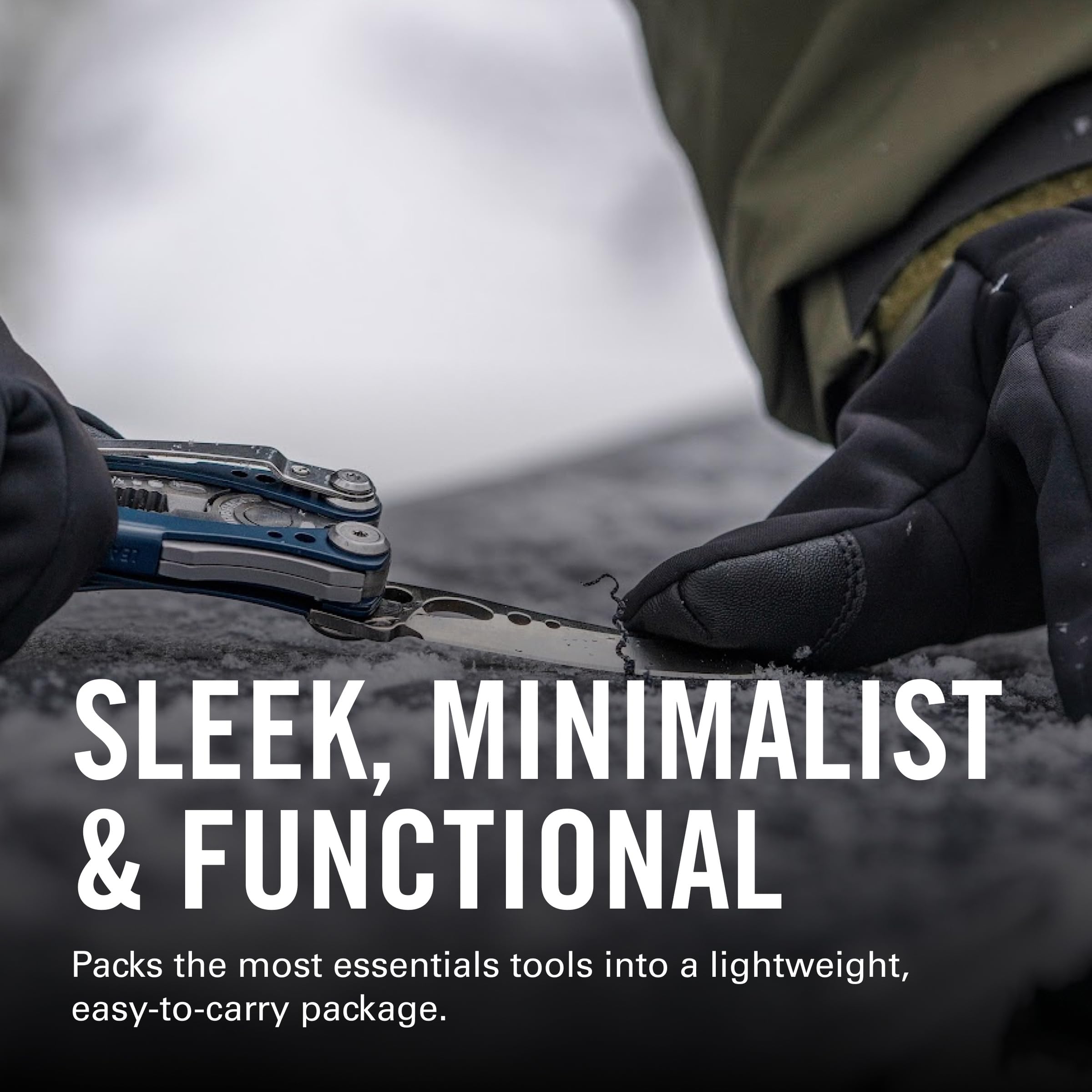 Leatherman Skeletool CX pliers closed, compact for everyday carry