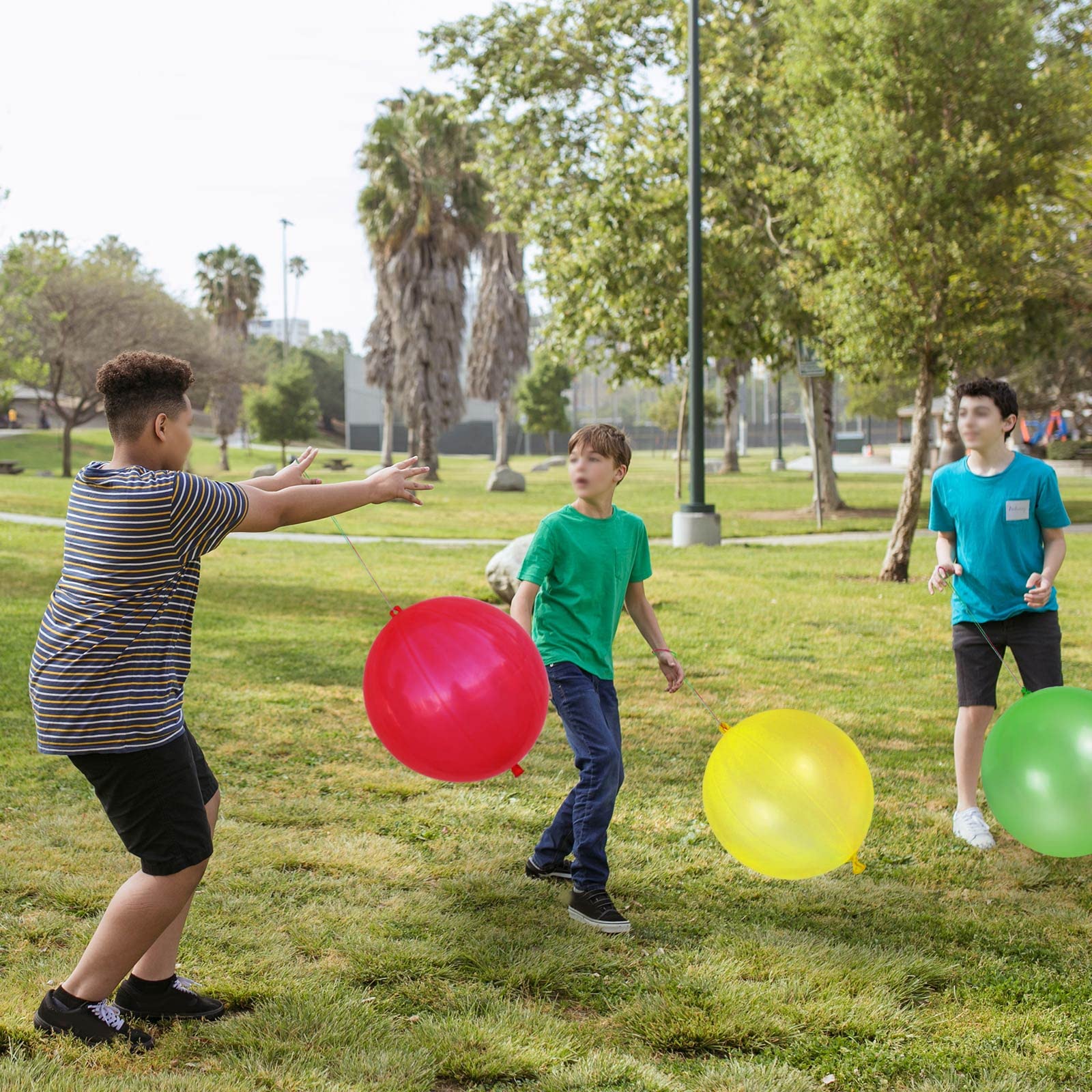 LEEZZIZZ durable natural latex balloons designed for long-lasting celebrations