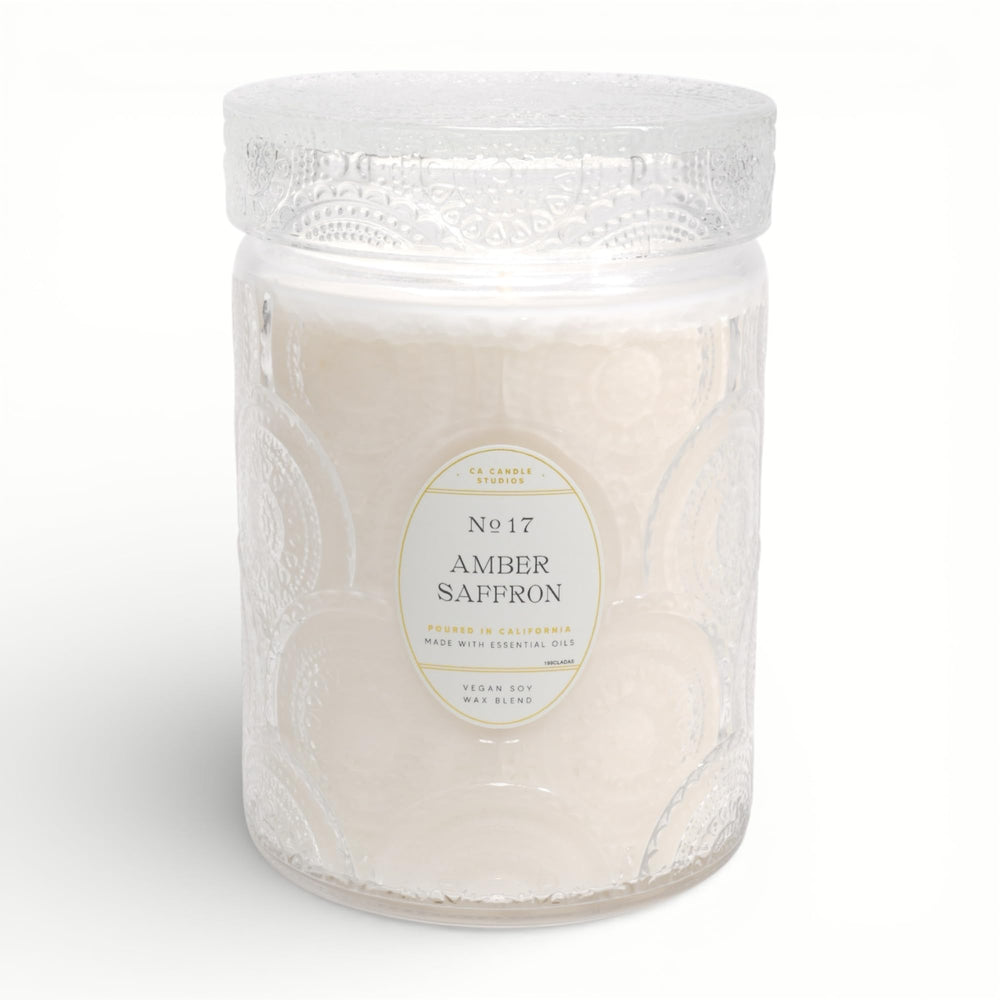 LEOBEN Amber Saffron candle with natural soy wax, clean burn.