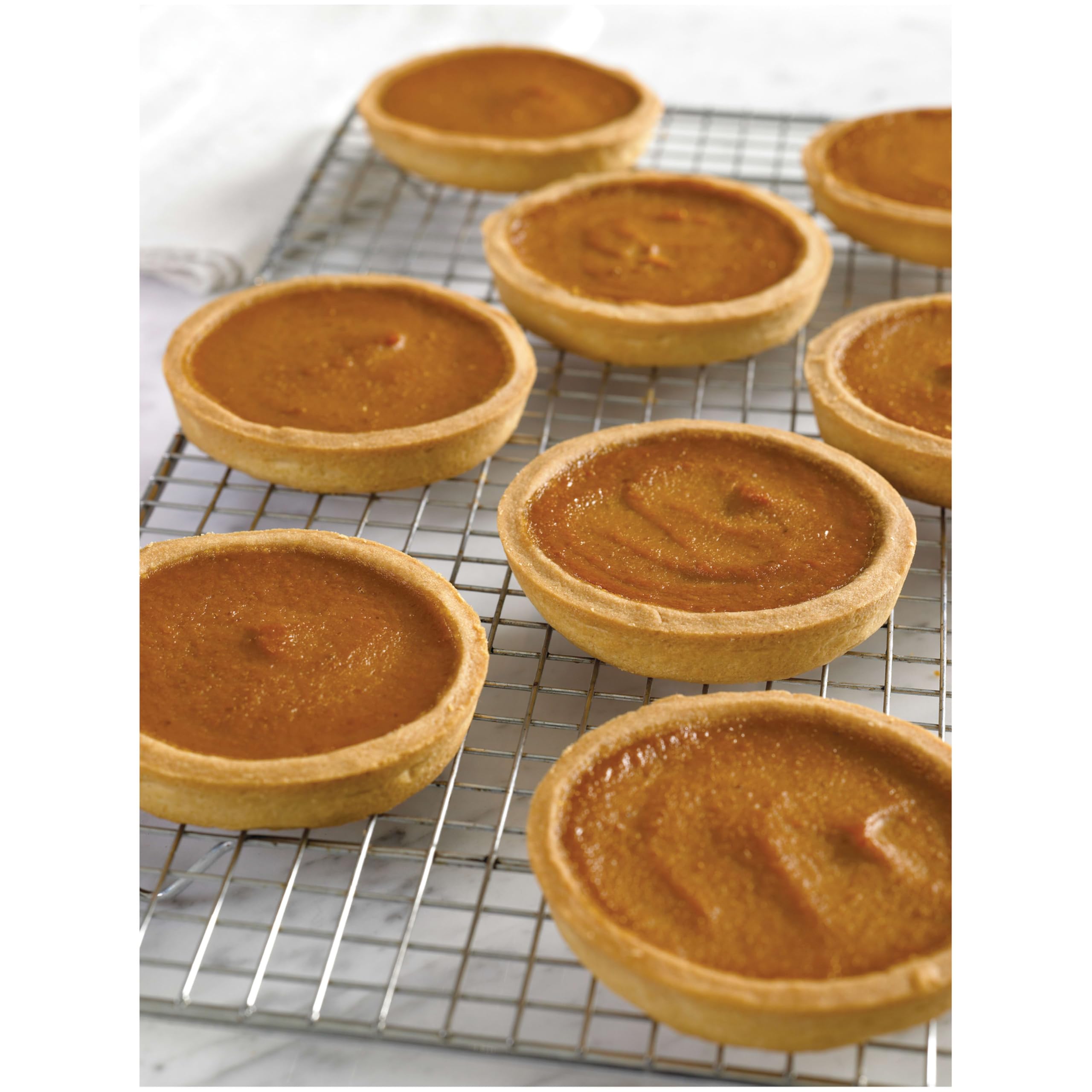 Libby’s pumpkin muffins batter with rich, seasonal pumpkin flavor.