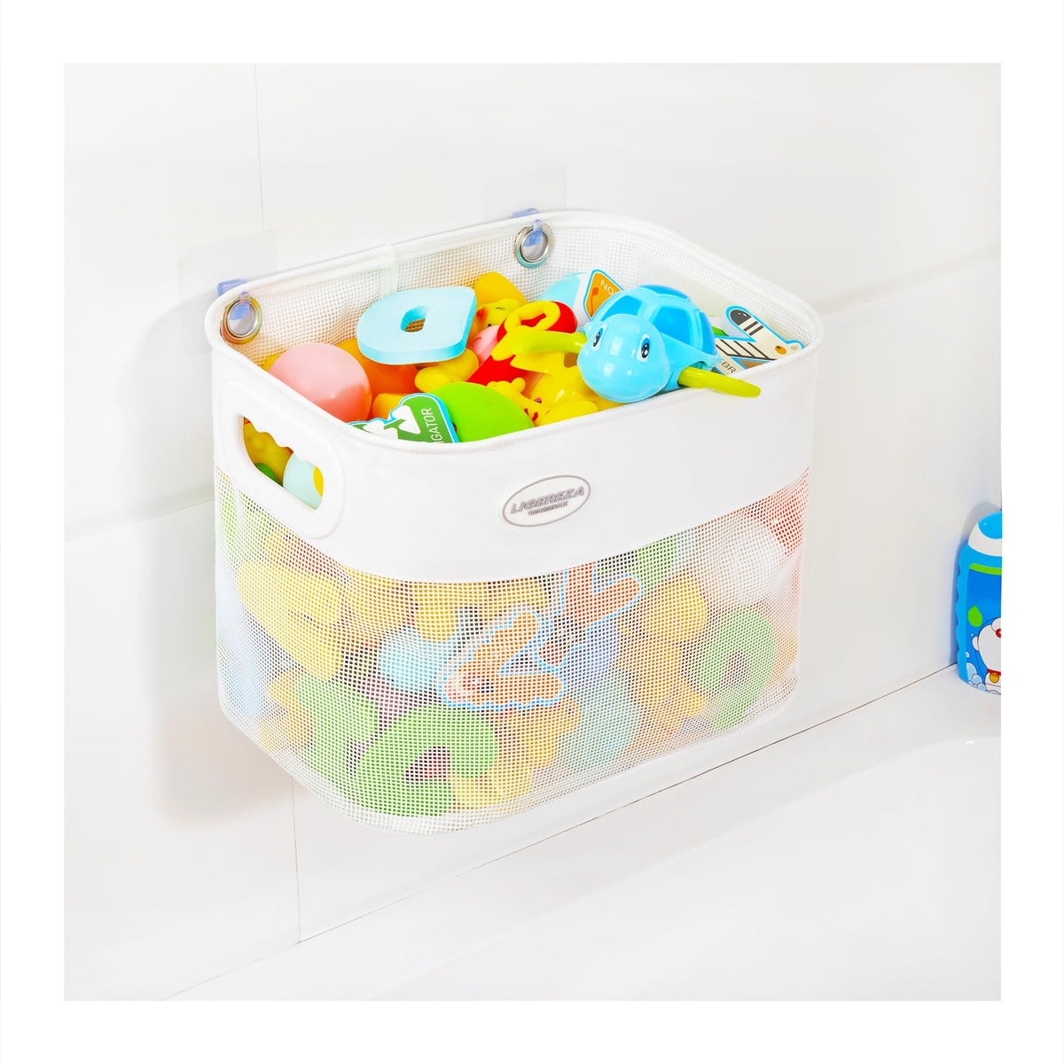 Ligereza Quick Scoop bath toy storage front view, clutter-free tub time.