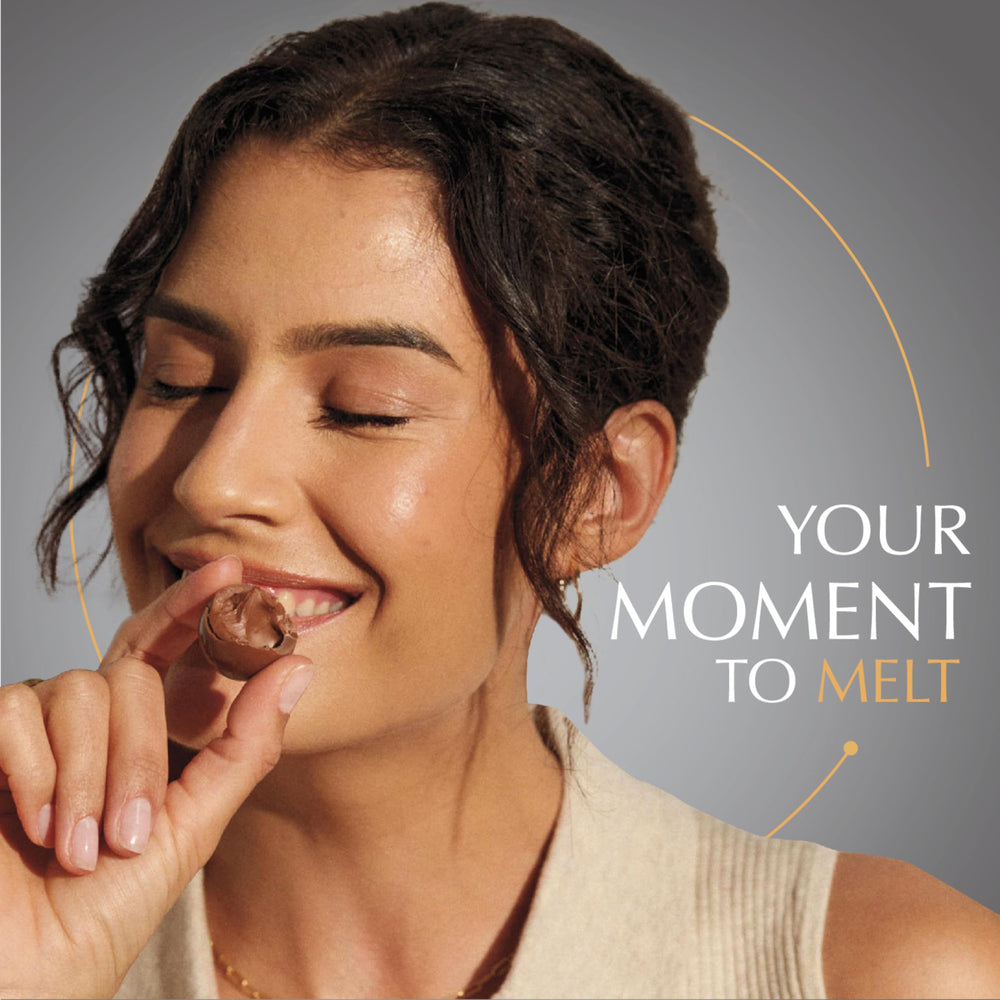 Three flavors in one bag—Milk, Double Chocolate, Fudge Swirl—for varied indulgence.
