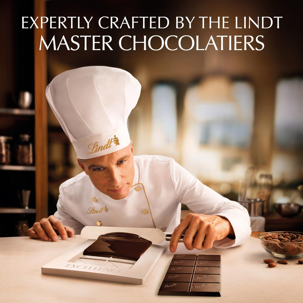 Lindt Master Chocolatiers seal on Sea Salt bar signals craftsmanship.