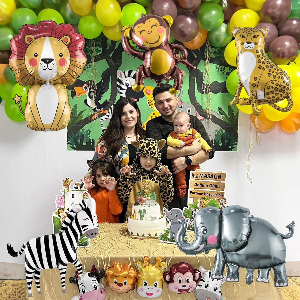 Lingqiang zoo-wall-decor-foil-balloons provide a reusable backdrop for jungle-themed events.