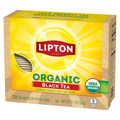 Iced tea glass prepared with Lipton for a refreshing afternoon.