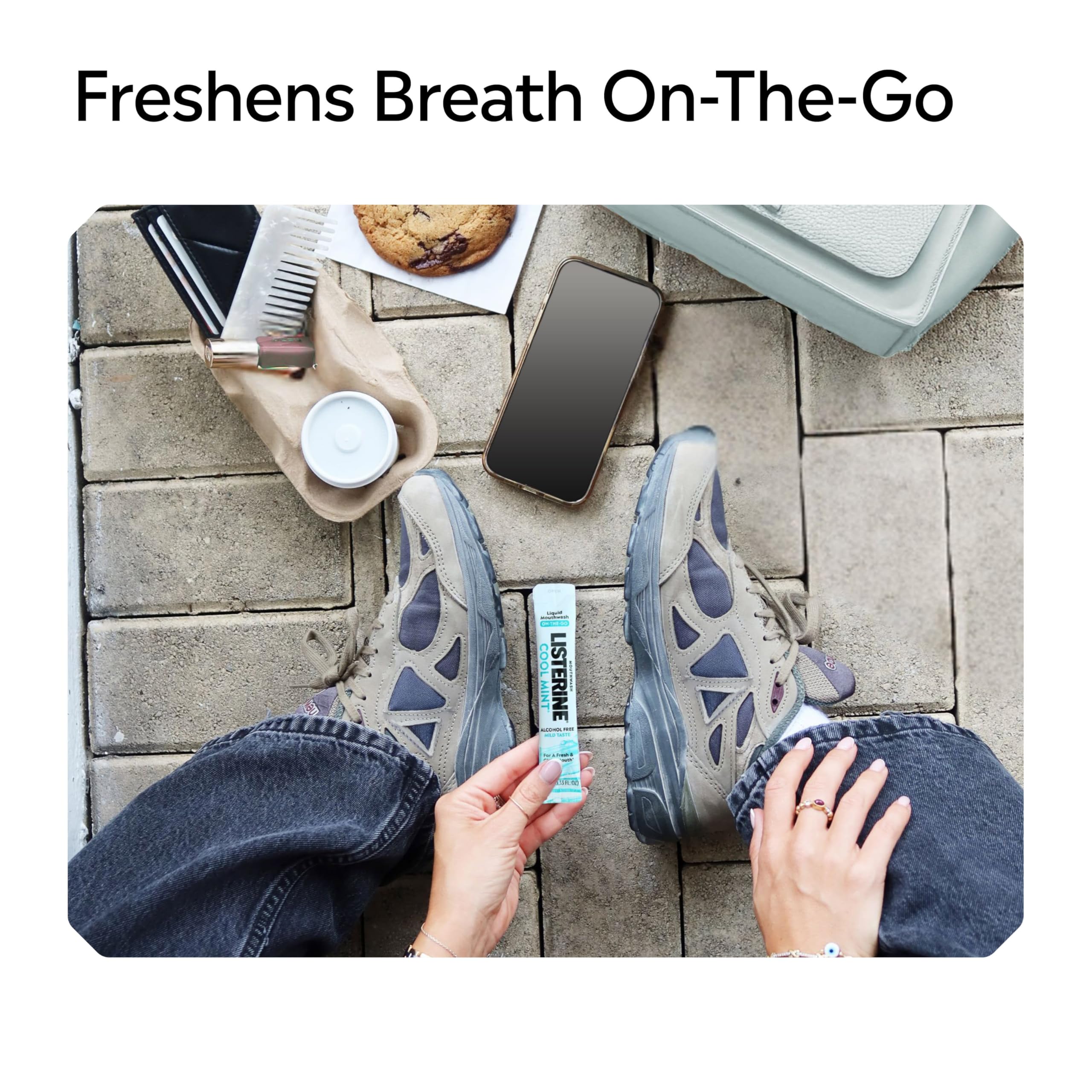 Listerine On-The-Go Oral Rinse Mint packet provides fast mouth refresh.
