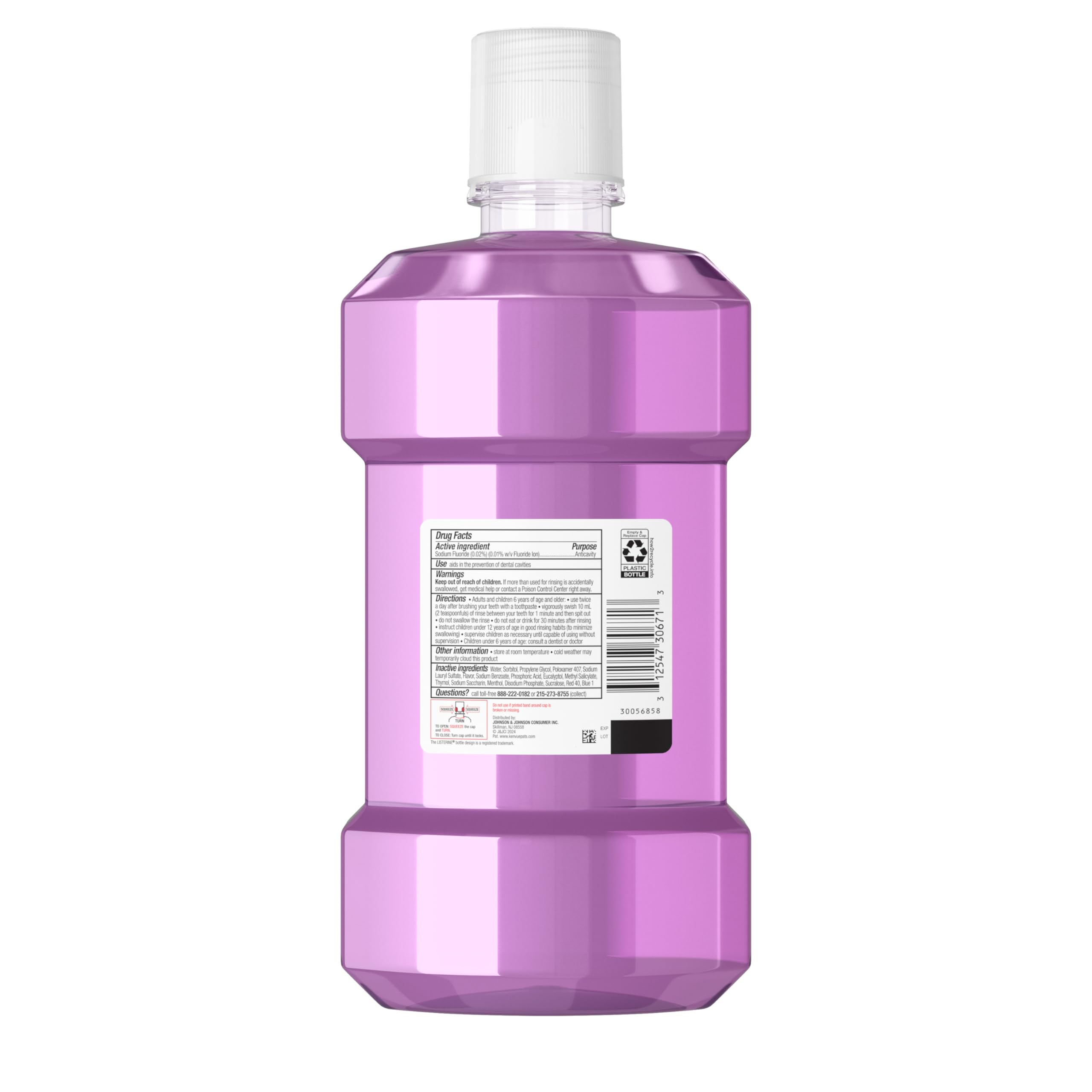 Splash of mint in Listerine Total Care Alcohol-Free Mild Mouthwash
