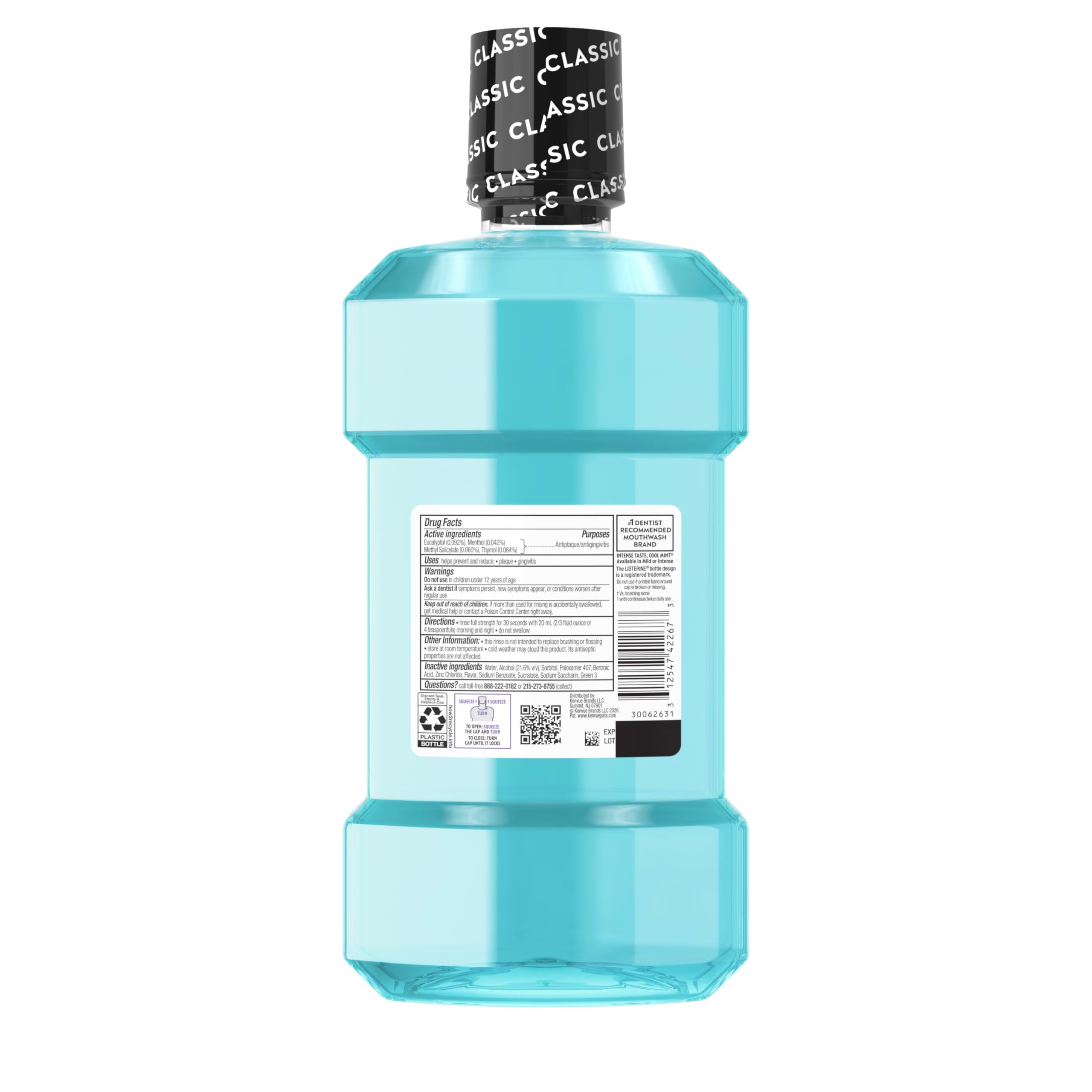 Smiling person after rinsing with Listerine Ultraclean Intense