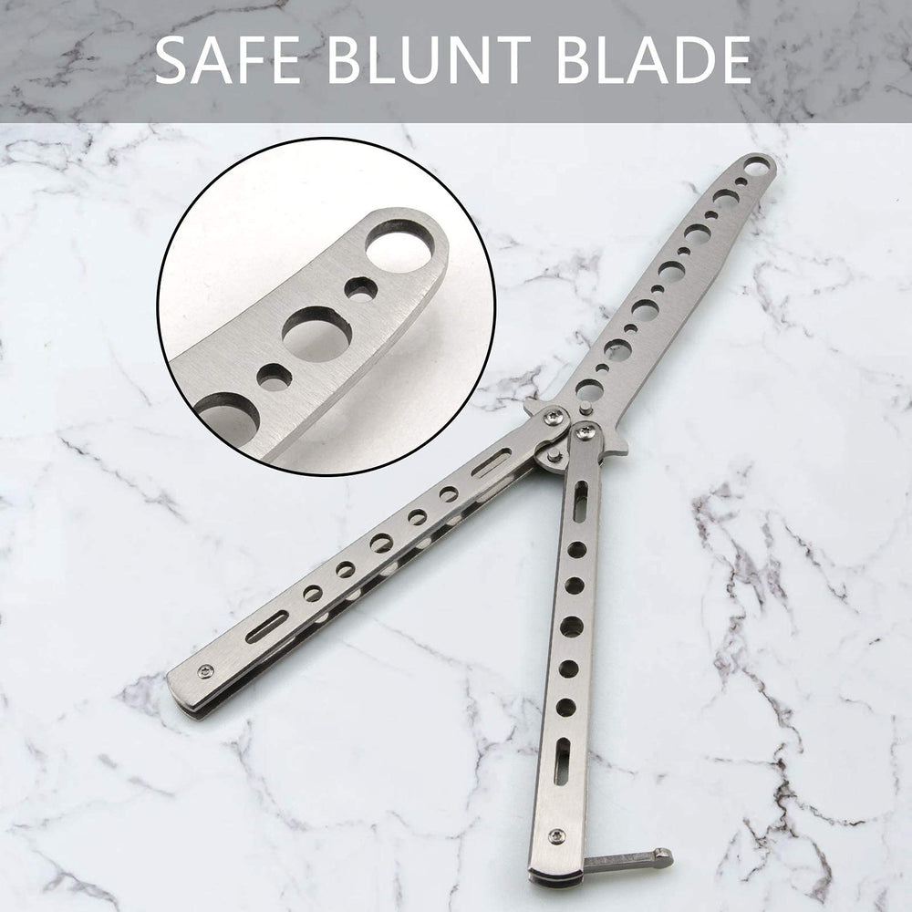 Little World Butterfly Knife Trainer copper washers and spring latch provide reliable action.