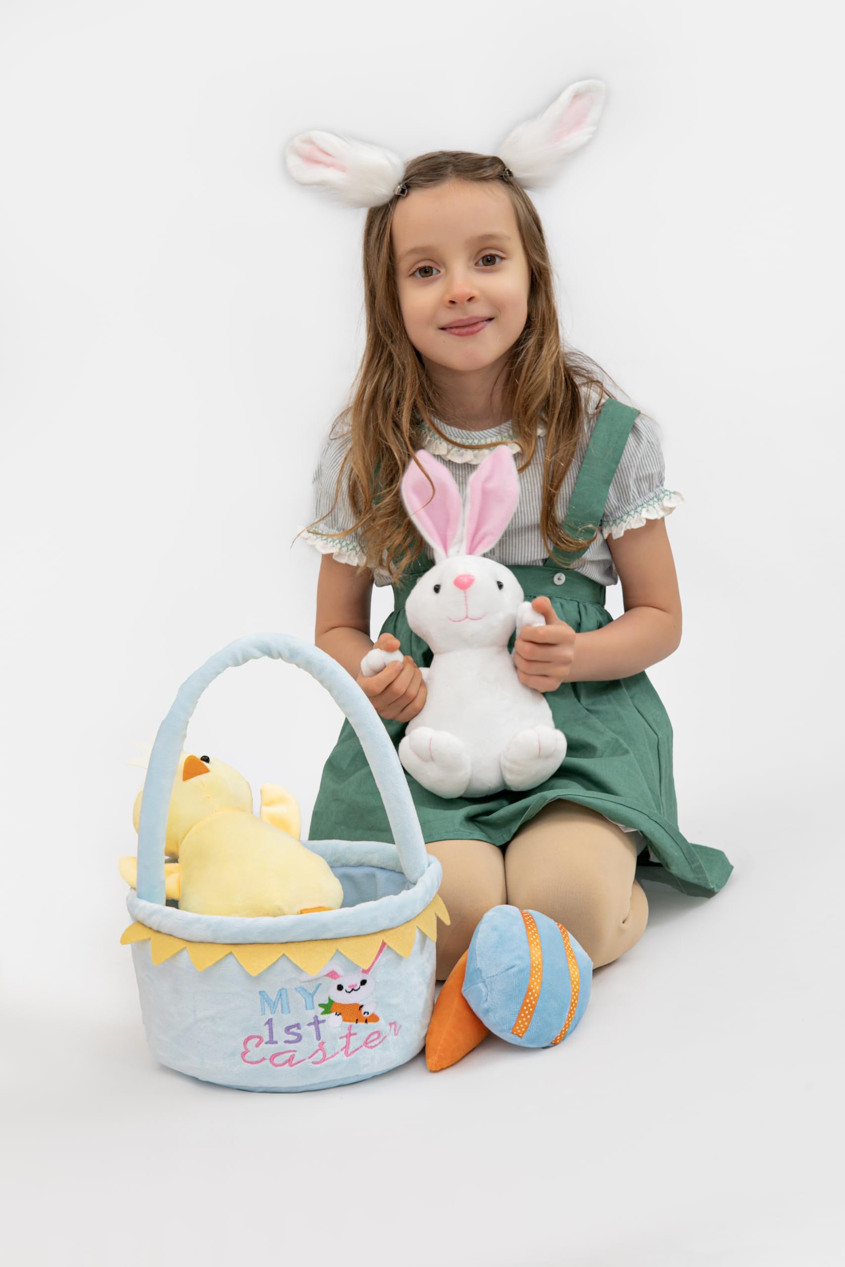 Lofytain baby first Easter basket, gentle keepsake and display.