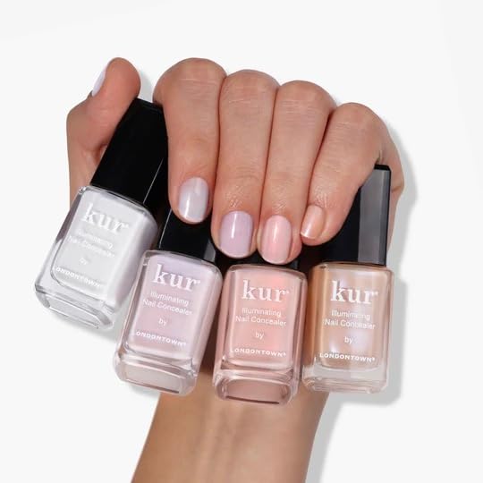 LONDONTOWN Illuminating Nail Concealer one-step application close-up for quick use.
