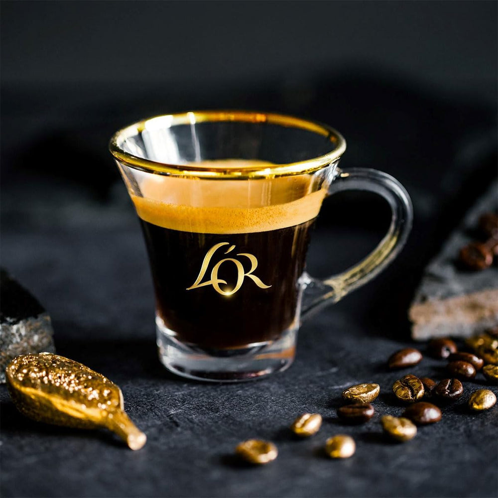 L'OR Profondo Lungo cup pour highlights intense aroma