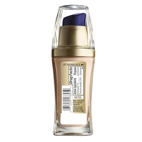 L’Oréal Paris Visible Lift Serum Absolute swatch on skin showing natural radiance.