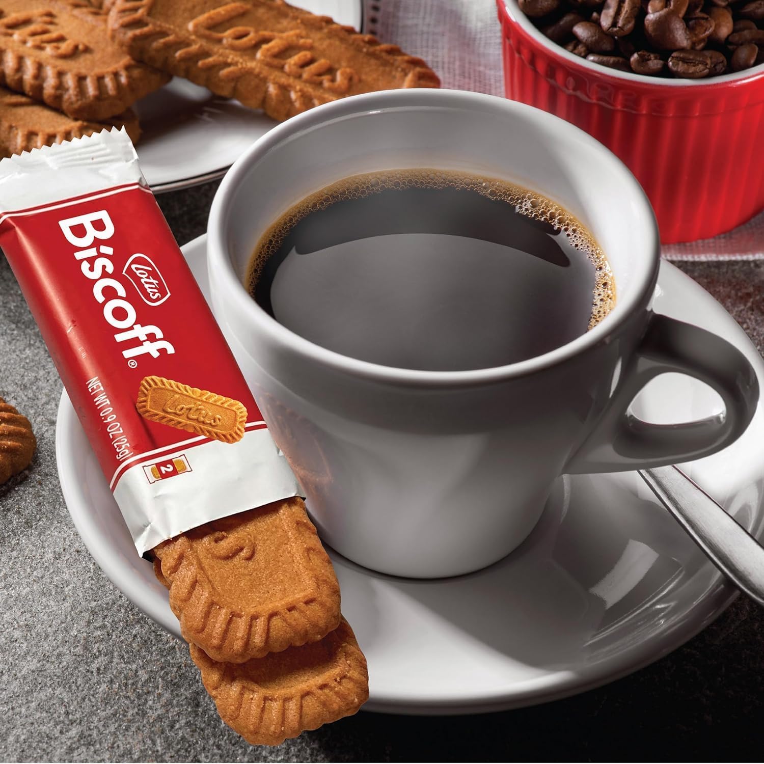 Lotus Biscoff packaging detail shows a 20-sleeve box.