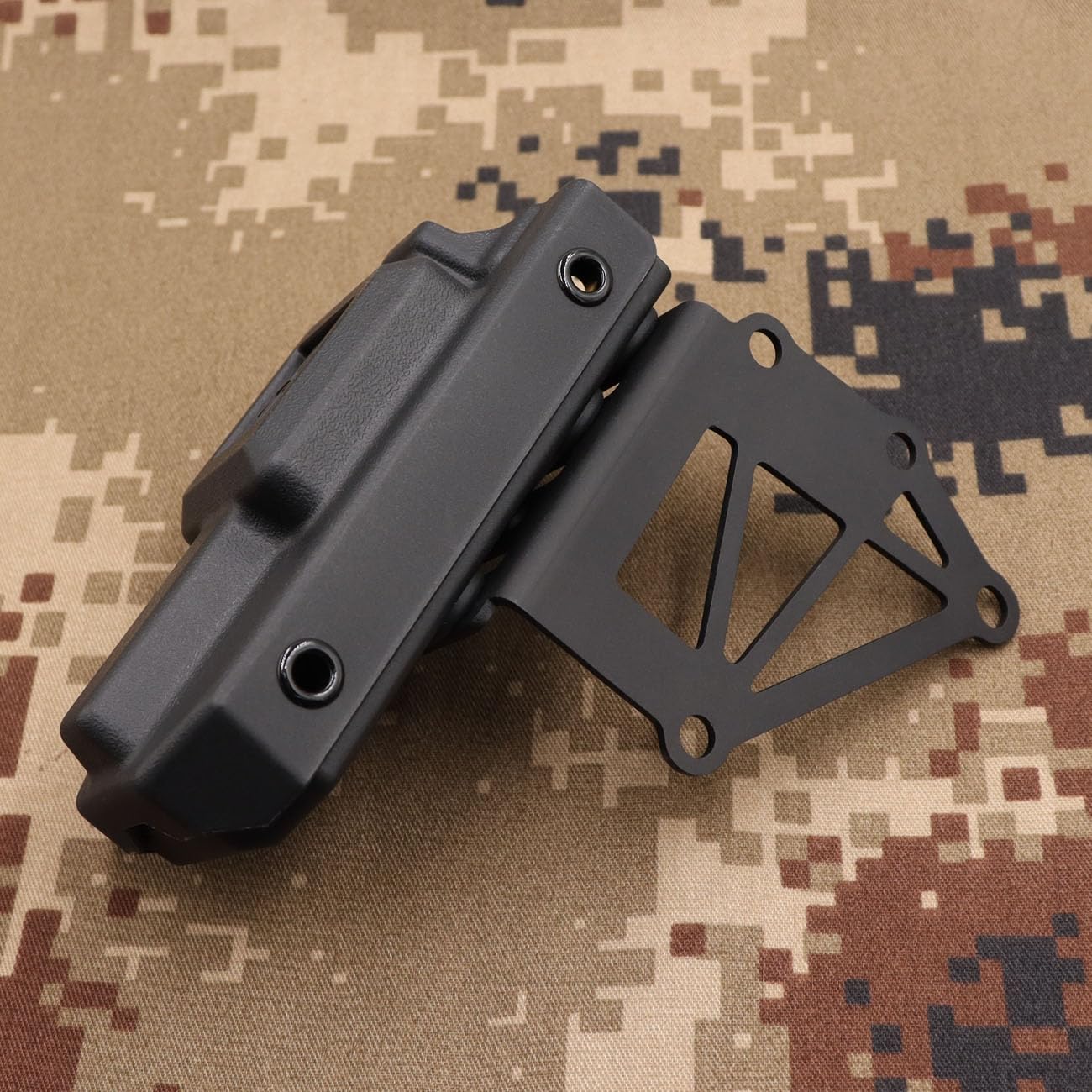 LThyzszb triangular frame design with pre-drilled holes for steady mounting.