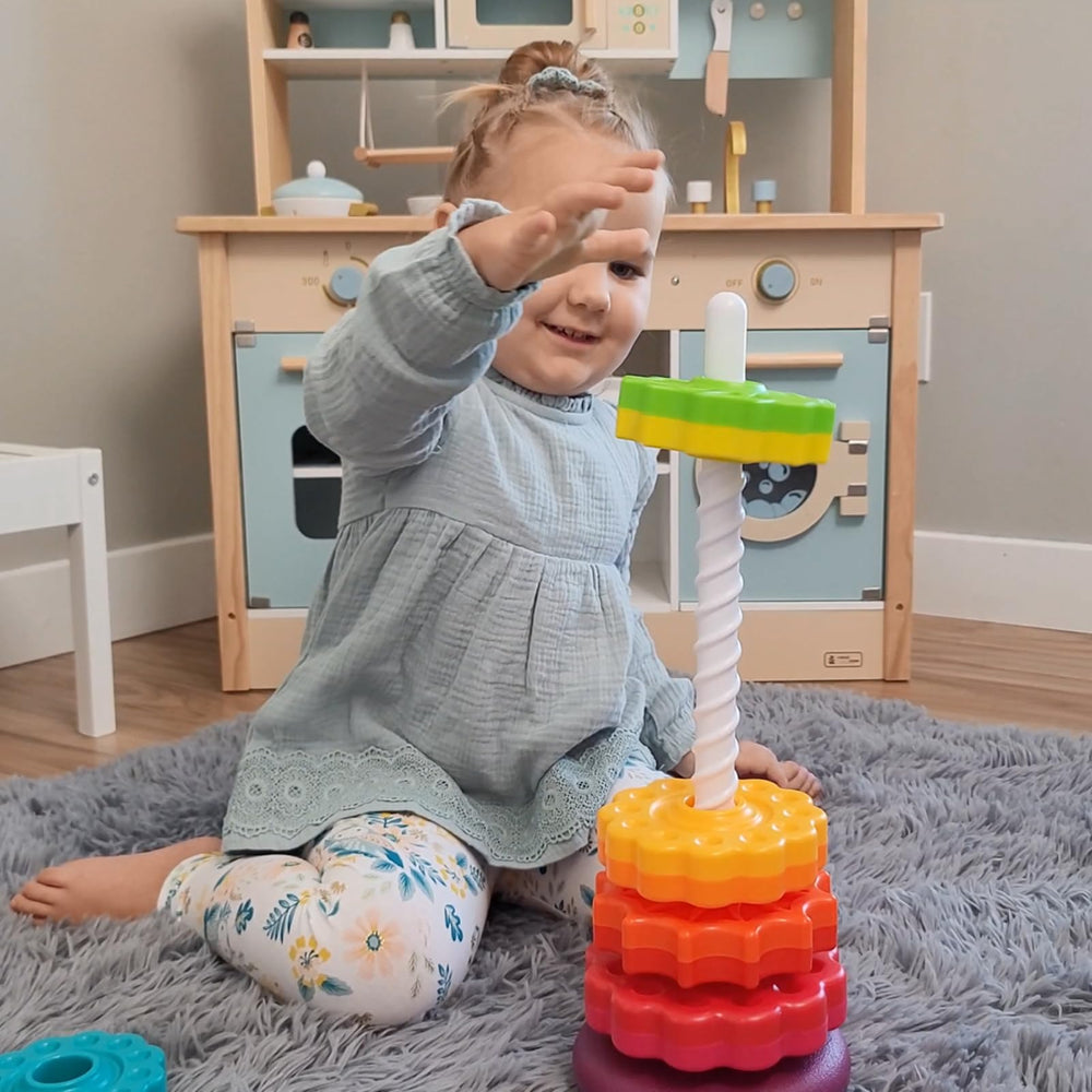 LUCKFUTURE spinning toy disks spin to delight toddlers while promoting hand-eye coordination