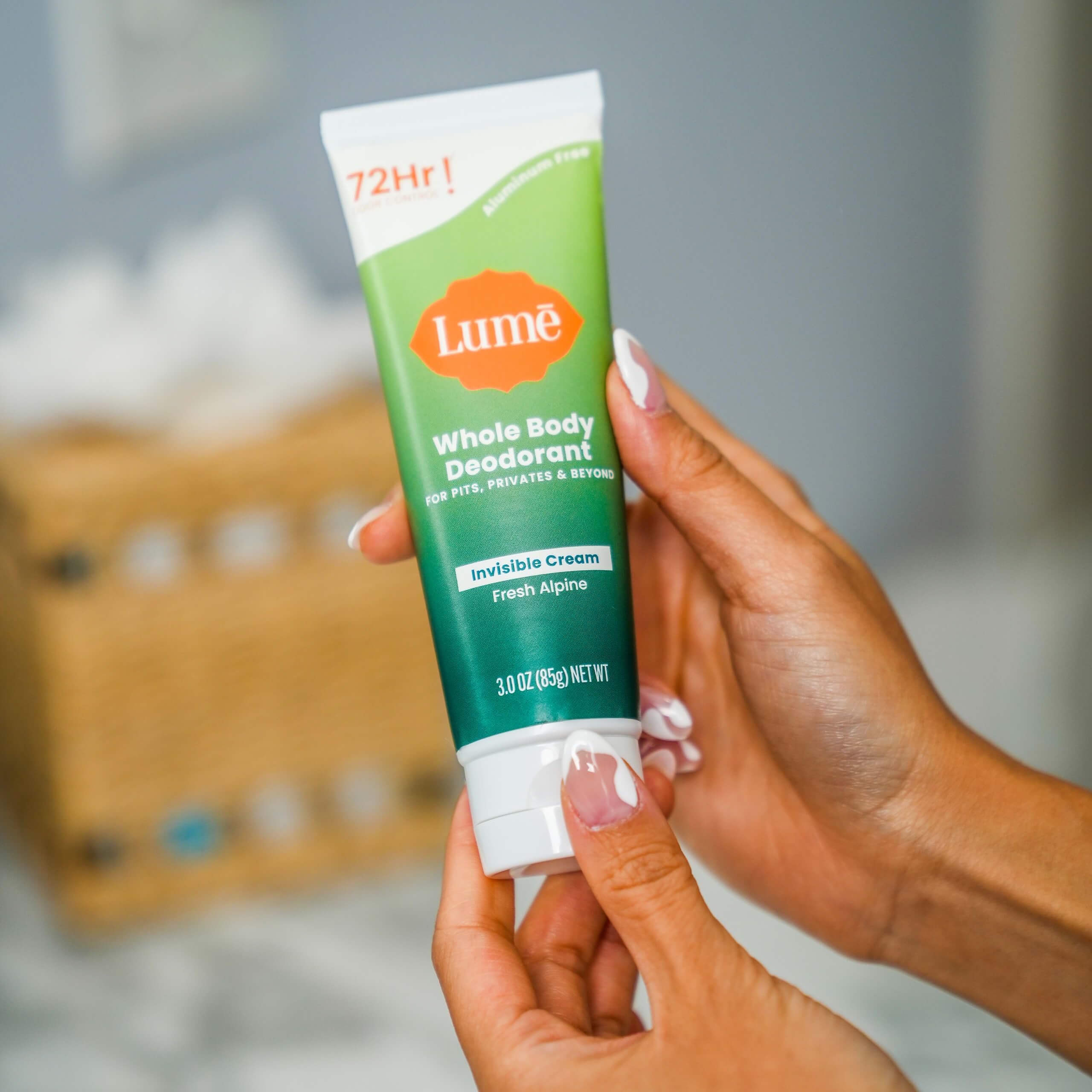 Lume Fresh Alpine fragrance notes inspired by alpine forest scent.