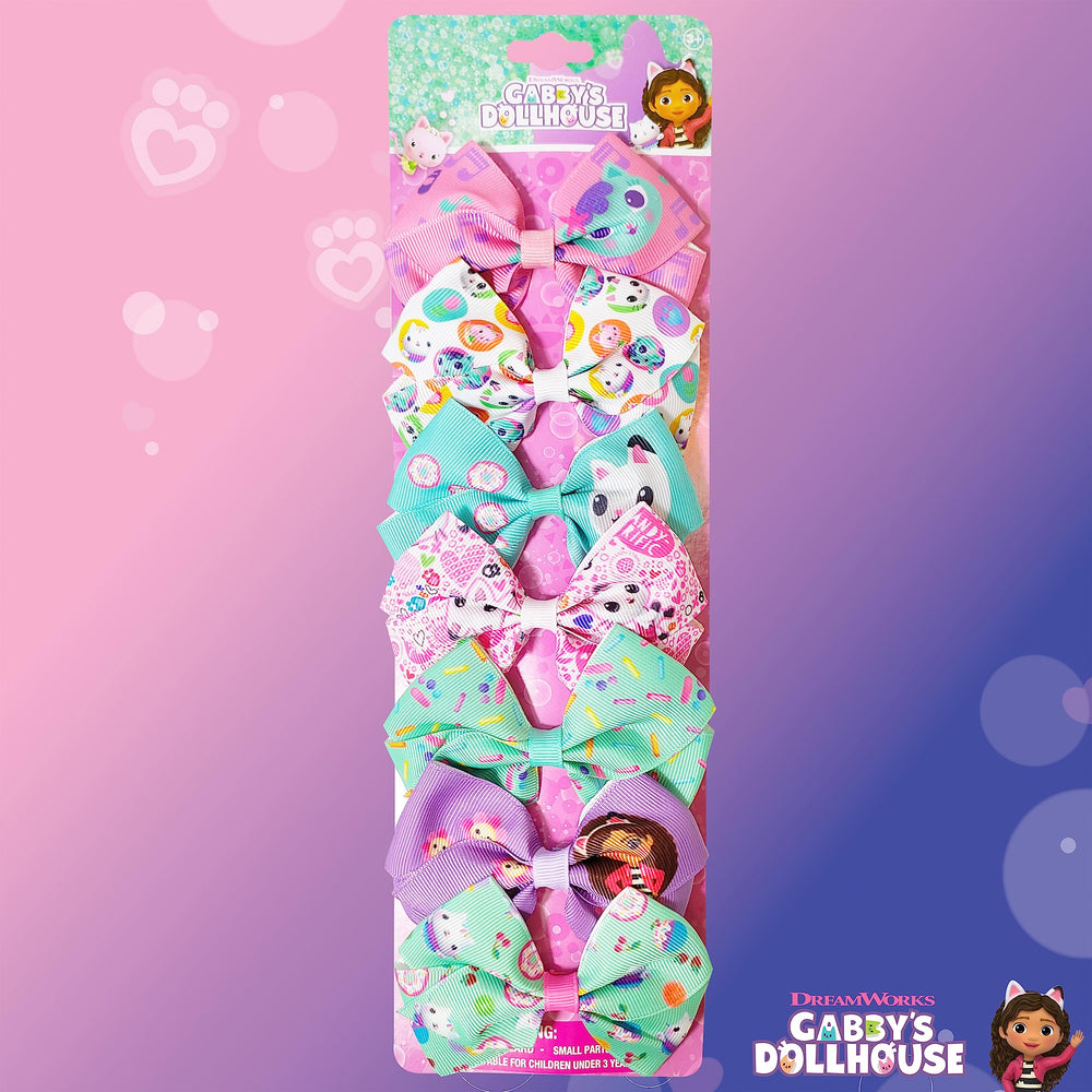 Luv Her Gabby's Dollhouse character clip enhances outfit and helps stay in place.