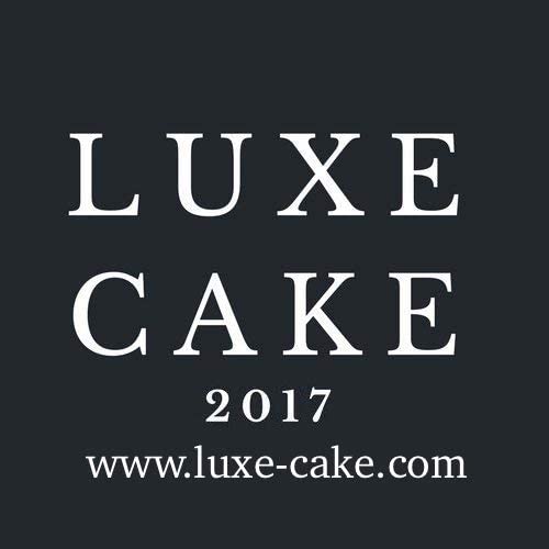 Luxe Cake 24k gold dust jar showcases premium US-made packaging.