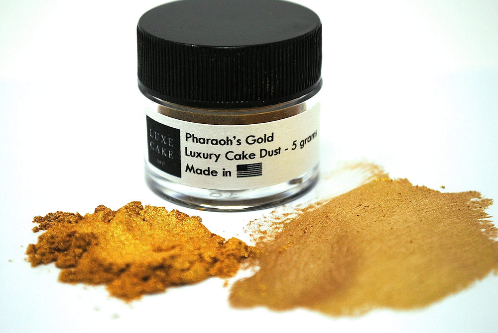 Luxe Cake pearlescent dust icing decoration adds depth and shimmer to desserts.