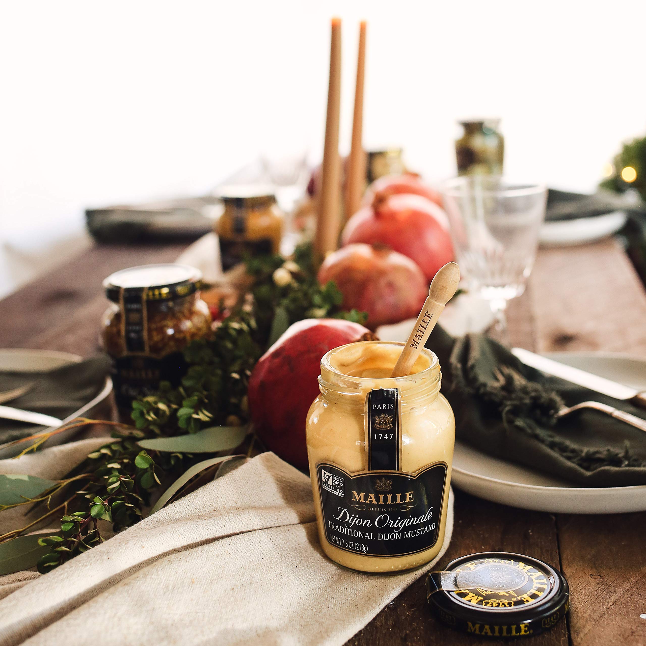 Maille Rich Country creamy mayo-like texture enhances poultry and seafood pairings.