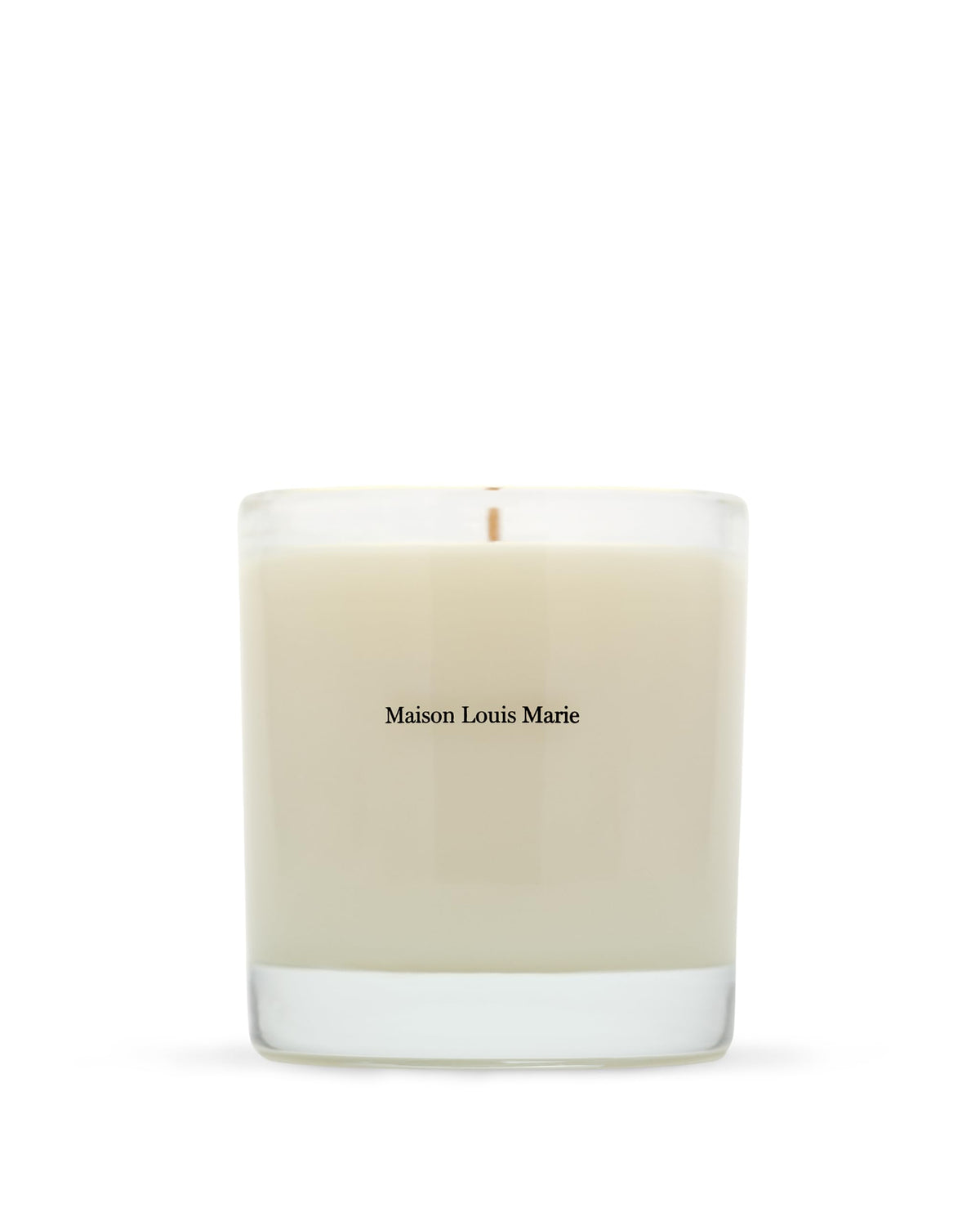 Maison Louis Marie No.04 Bois de Balincourt candle wax pool enhances even burning ambiance.