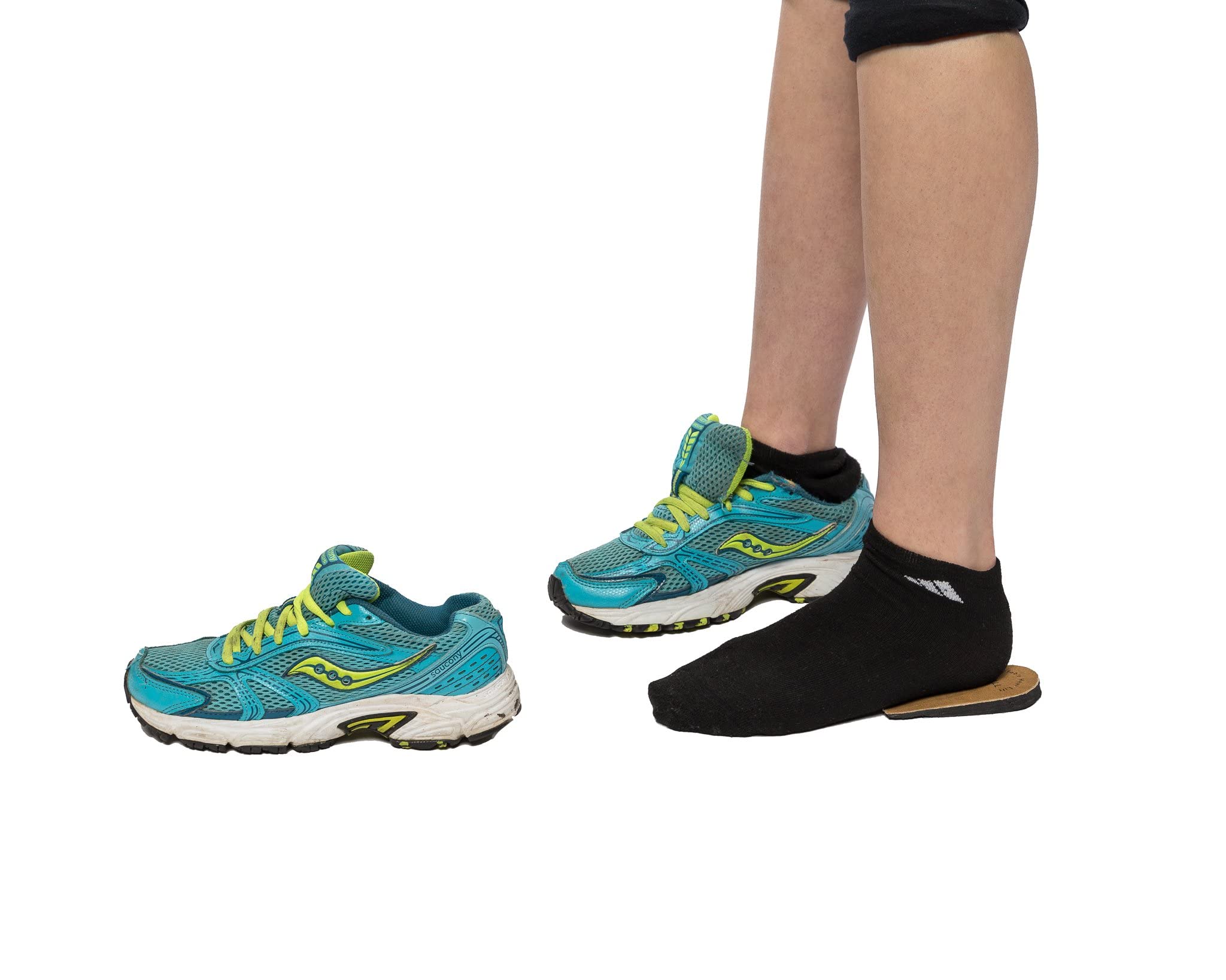 MARS WELLNESS sport-shoe compatibility adapts to workouts and travel.