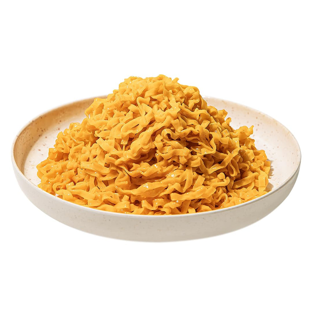 Maruchan Yakisoba cheddar noodles close-up texture